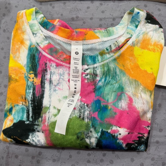 Lululemon High Neck Run And Train T - Picture 5 of 5